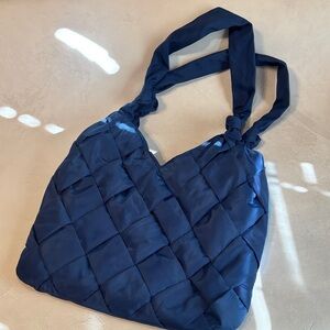 Anthropologie Urban Originals blue puffer style woven tote/purse, GUC